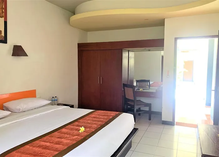 Hotel The Yani Bali Pesanggaran